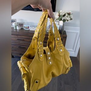 Chloe Shoulder Bag in Yellow
